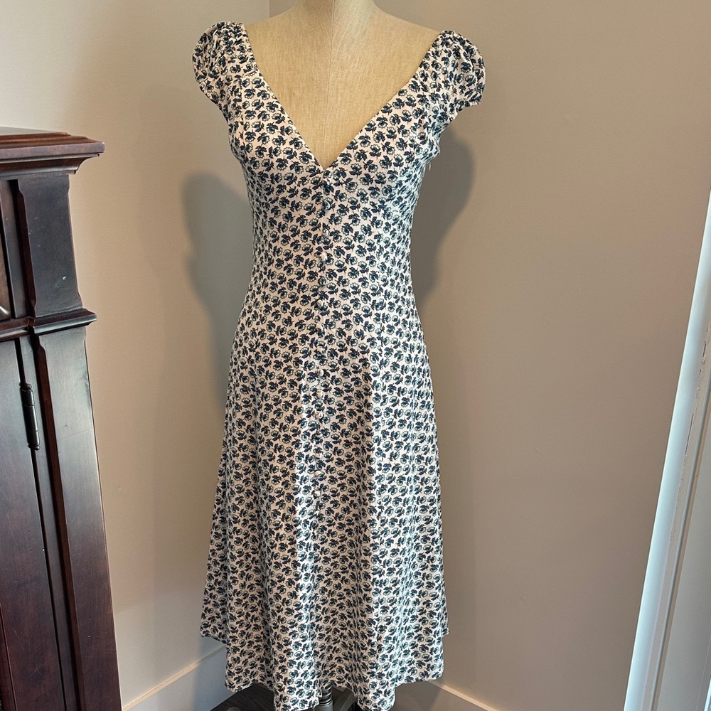 WAYF Laure Fit & Flare Floral Midi Dress Ivory & Blue SIZE SMALL NWOT